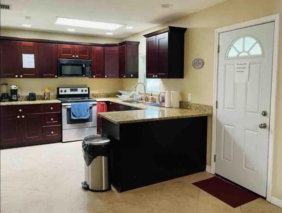 Tutul House Apartman Tampa Kültér fotó